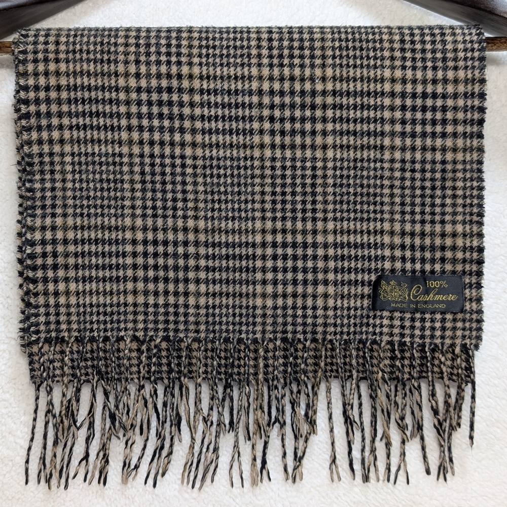 Houndstooth Cashmere Scarf Black and Tan Made In England Unisex Natural Fibers - Picture 5 of 6
